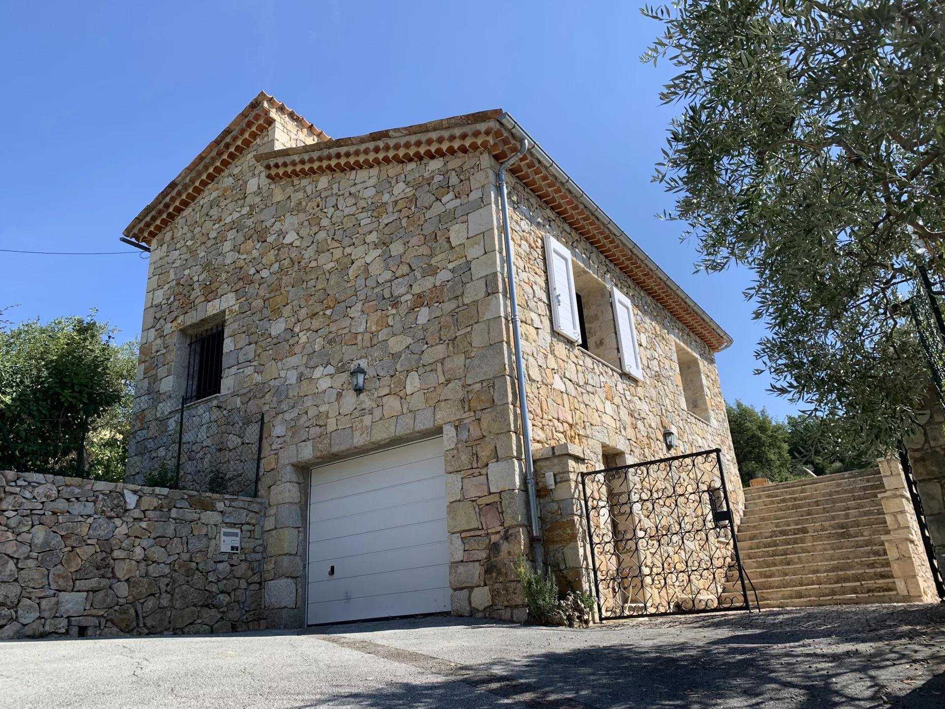 Hus i Seillans, Provence-Alpes-Cote d'Azur 10045414