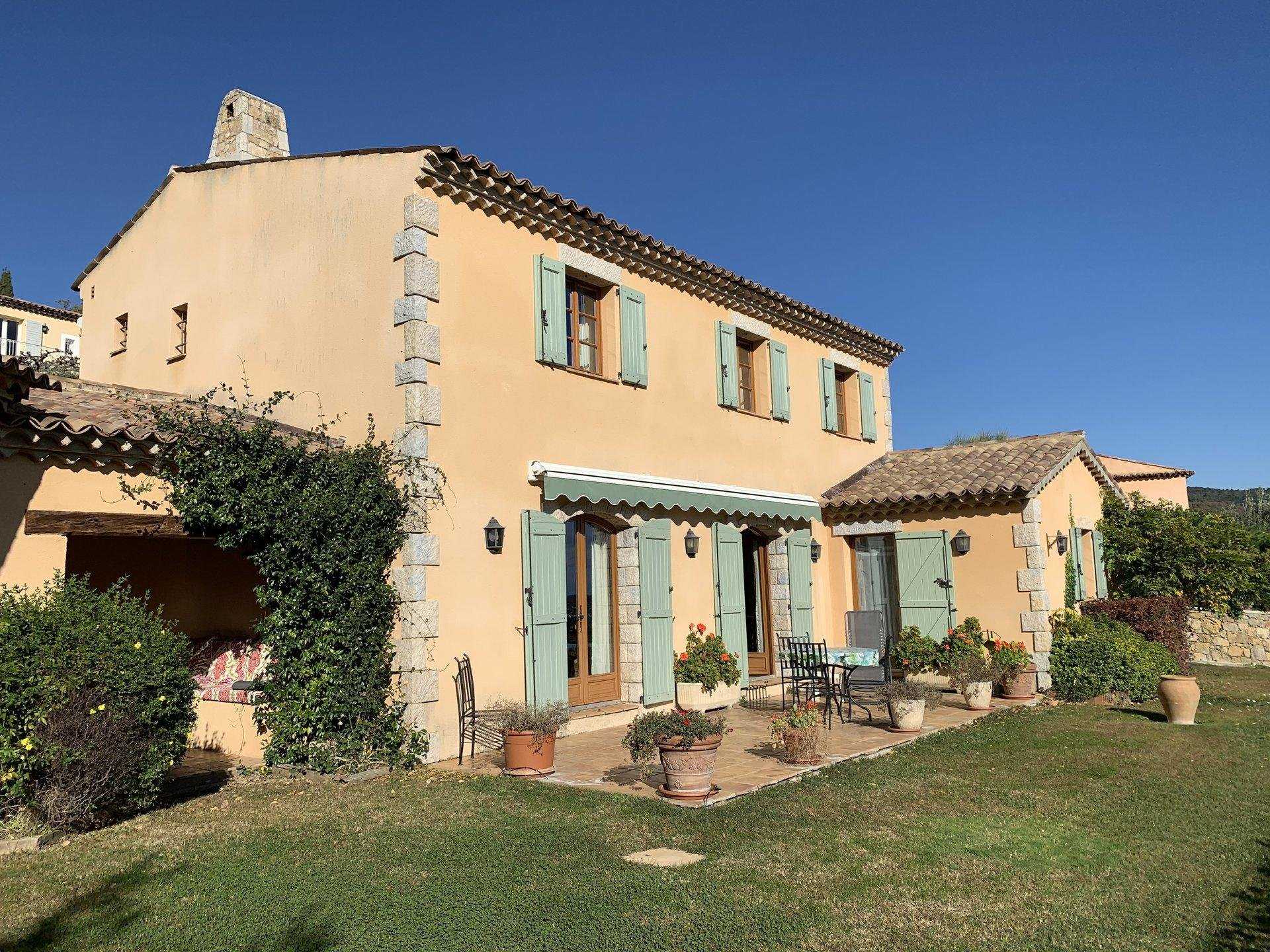 rumah dalam Seillans, Provence-Alpes-Côte d'Azur 10045421