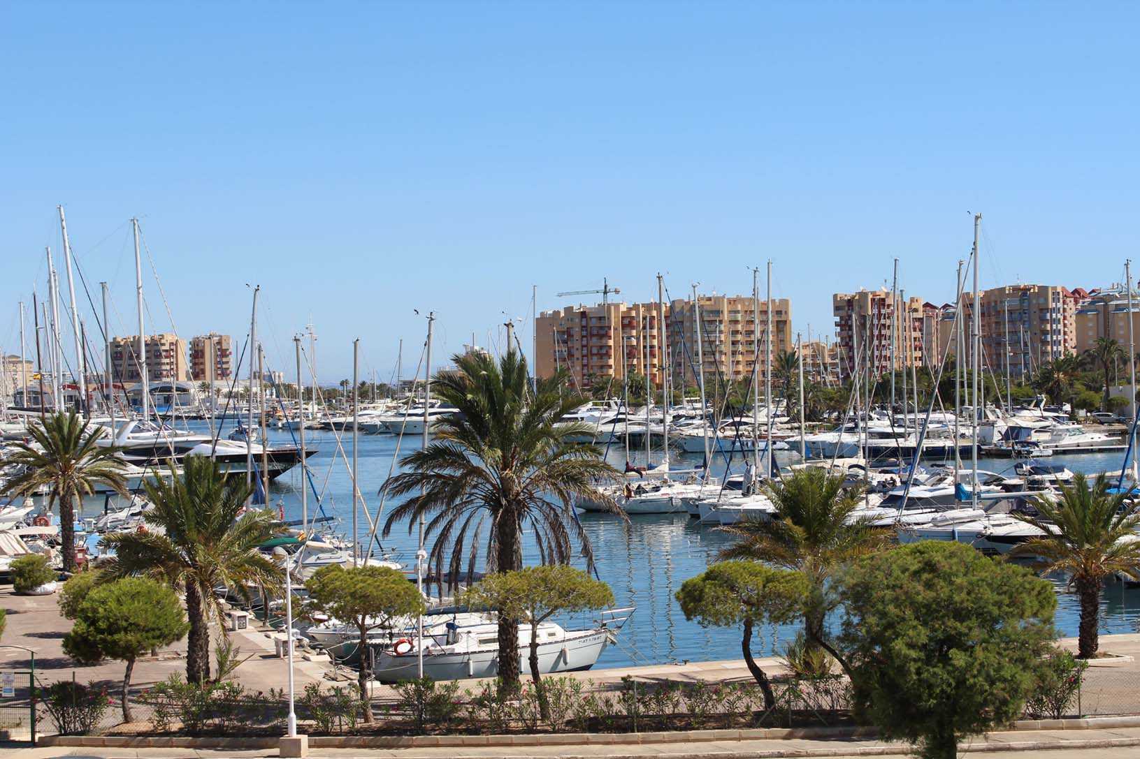 Condominium in La Manga Del Mar Menor, Murcia / Costa Calida 10045488