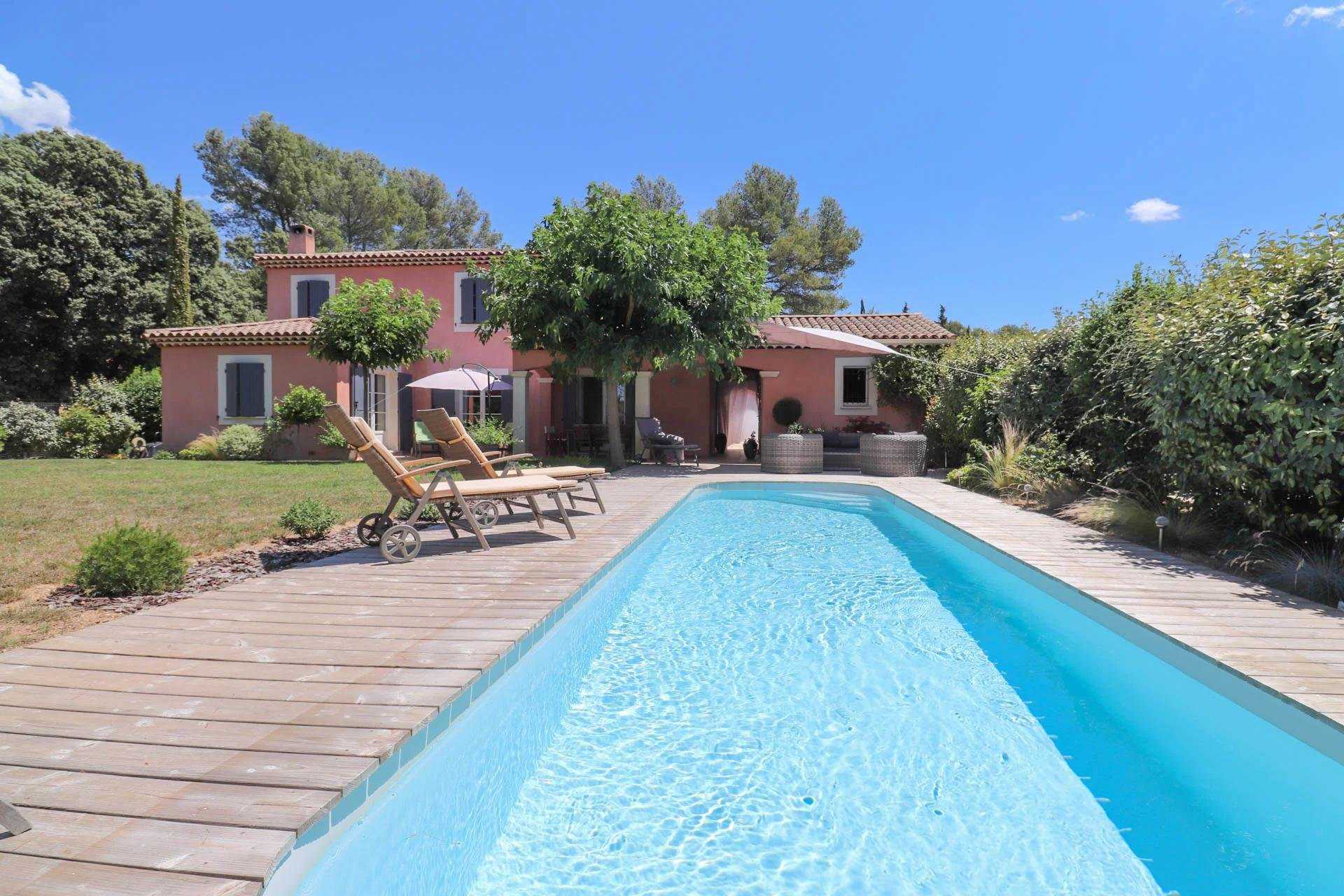 Hus i Trans-en-Provence, Provence-Alpes-Cote d'Azur 10045506