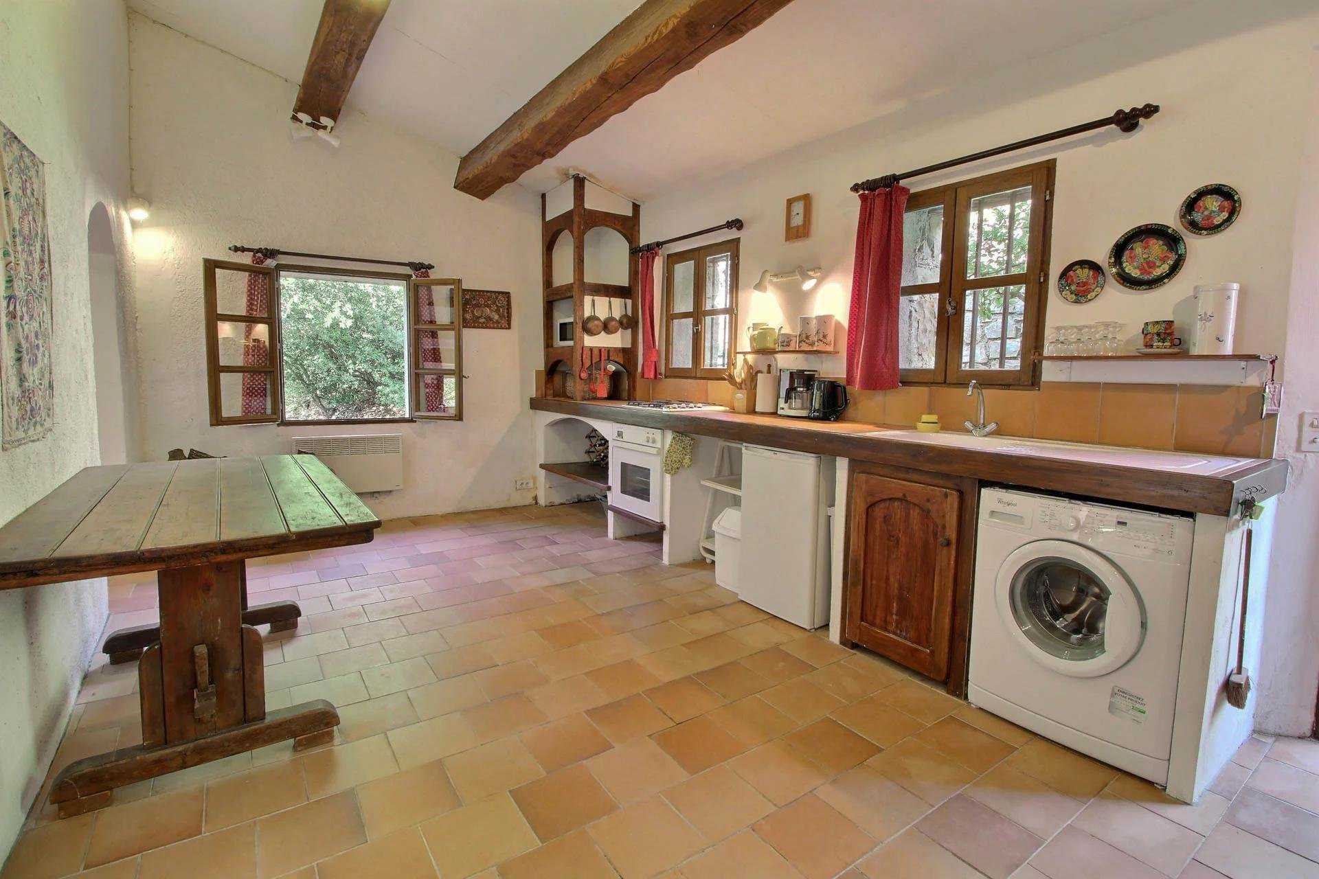 House in Seillans, Provence-Alpes-Cote d'Azur 10045536