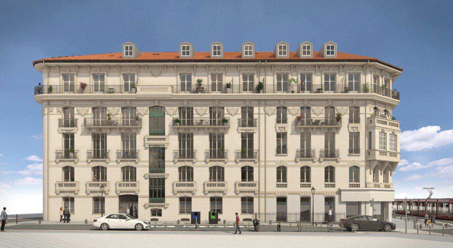 Condominium in Nice, Provence-Alpes-Cote d'Azur 10045598