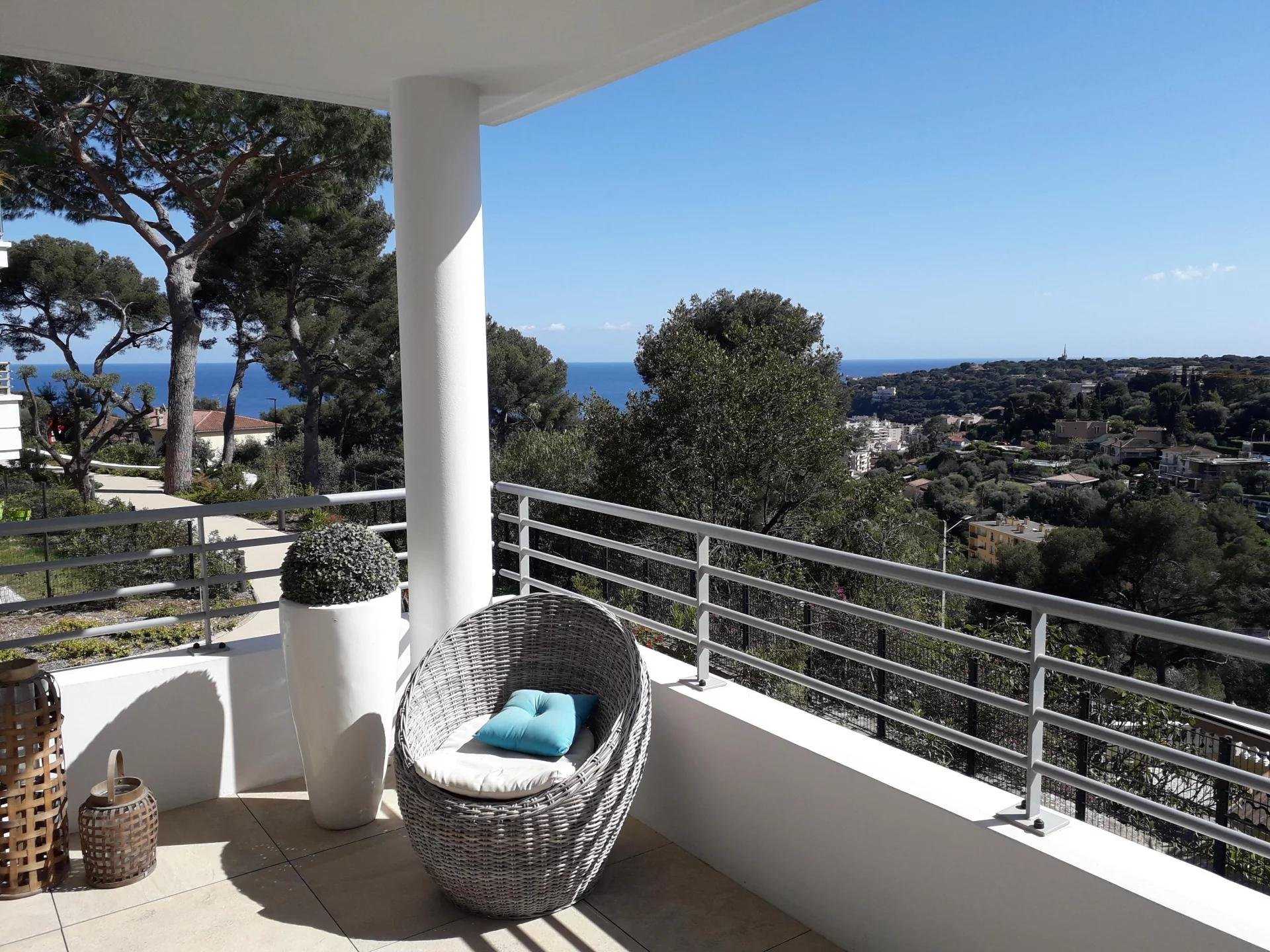 Condominium in Cap Martin, Provence-Alpes-Cote d'Azur 10045628