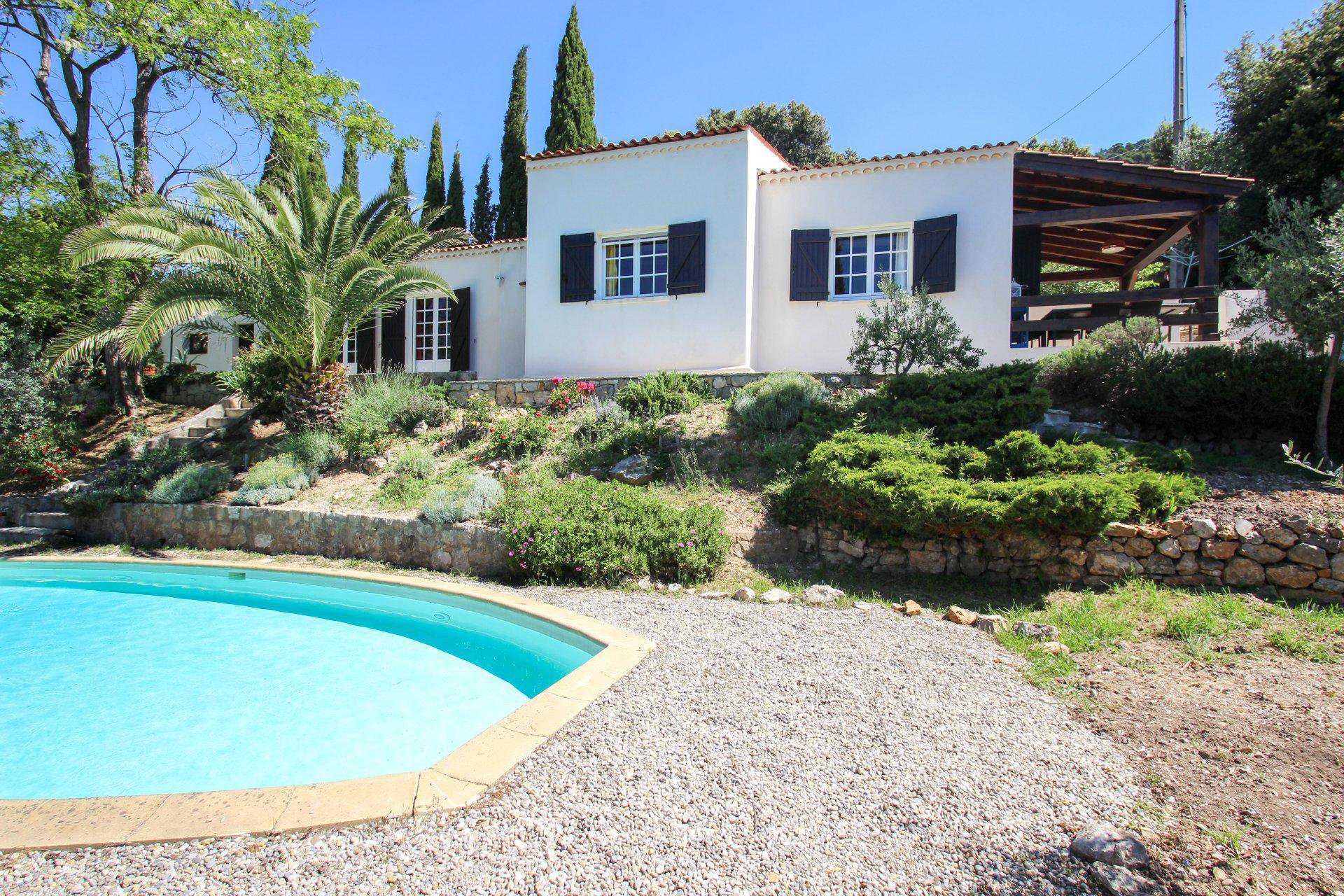 Rumah di Clavier, Provence-Alpes-Cote d'Azur 10045649