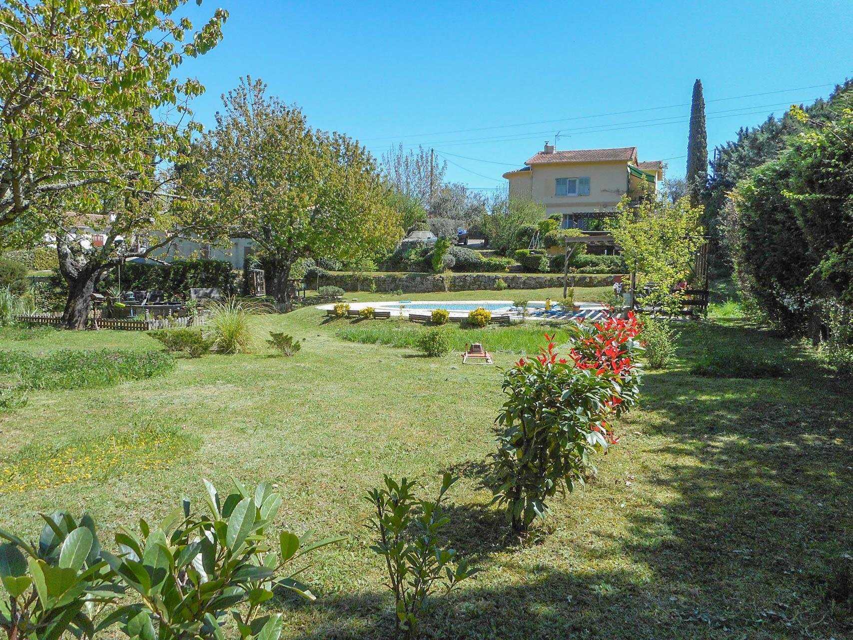 Hus i Callian, Provence-Alpes-Cote d'Azur 10045654