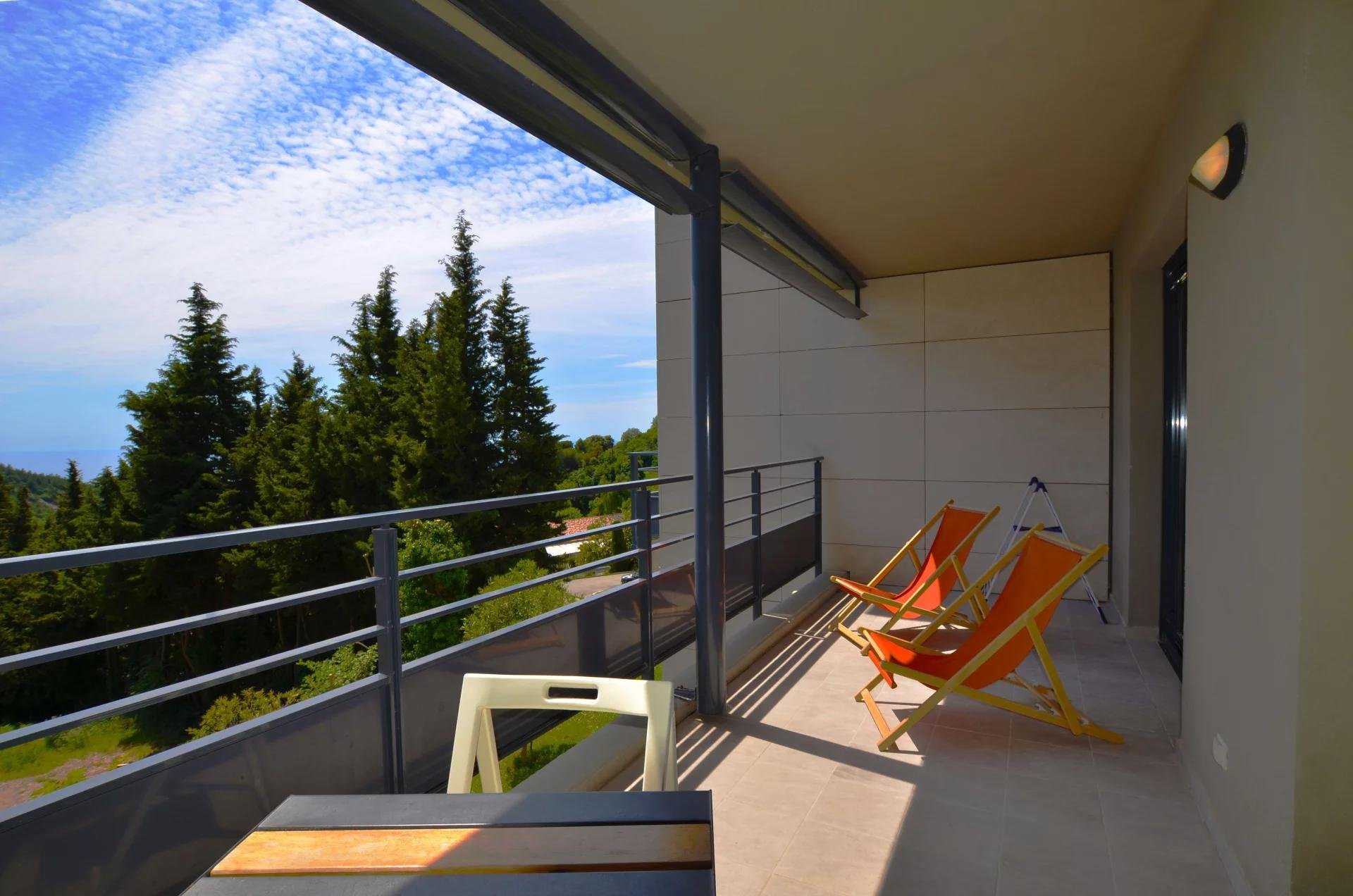 Condominium in Eze, Provence-Alpes-Cote d'Azur 10045744