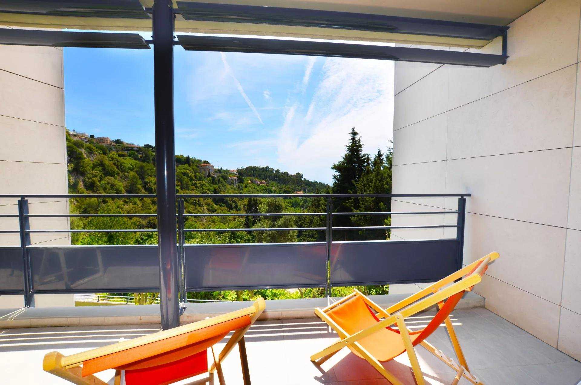 Condominium dans Èze, Provence-Alpes-Côte d'Azur 10045744