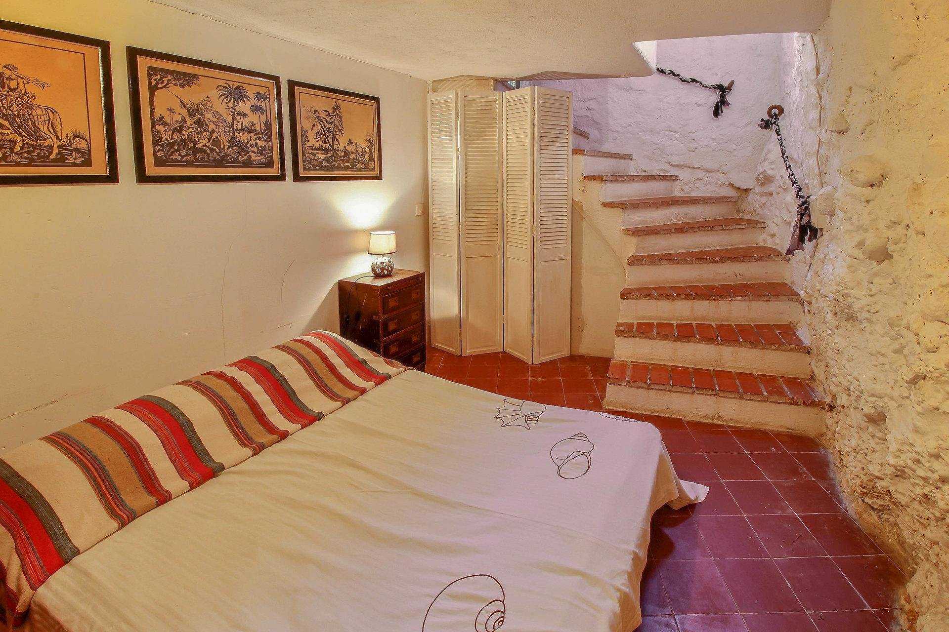 Будинок в Roquebrune Vieux Village,  10045779