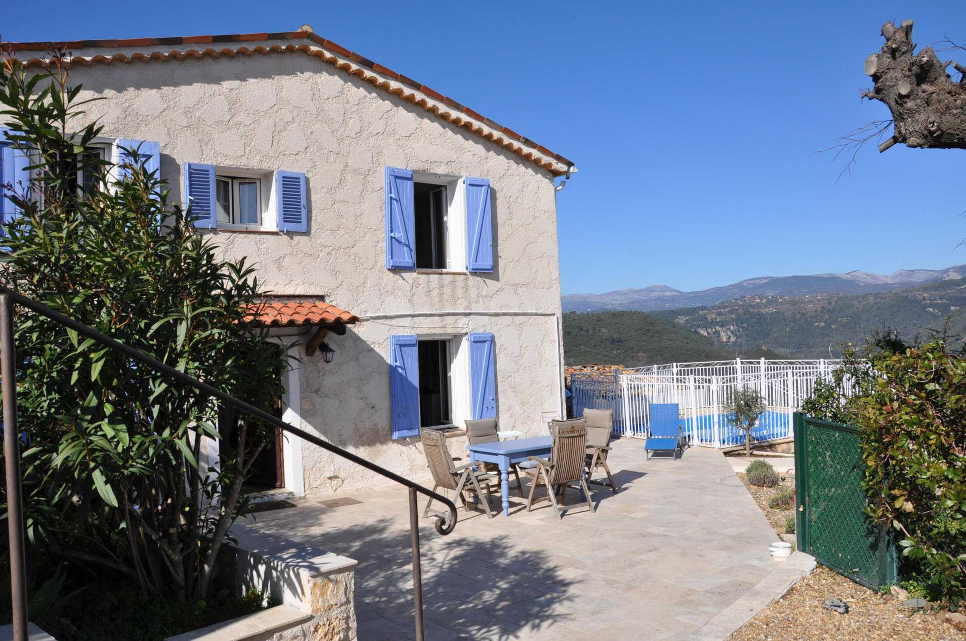 rumah dalam Tanneron, Provence-Alpes-Côte d'Azur 10045797