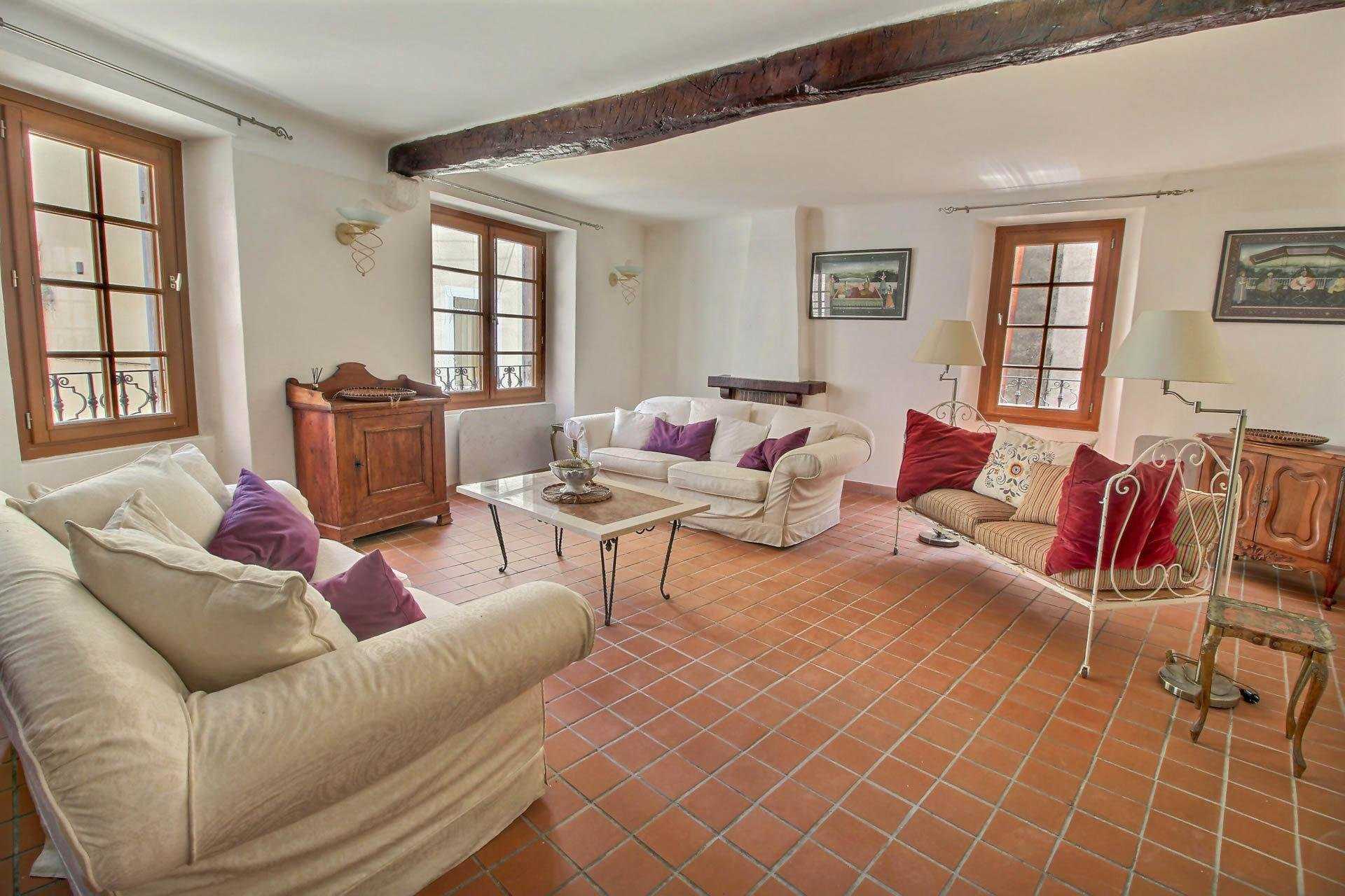 Hus i Callian, Provence-Alpes-Cote d'Azur 10045804