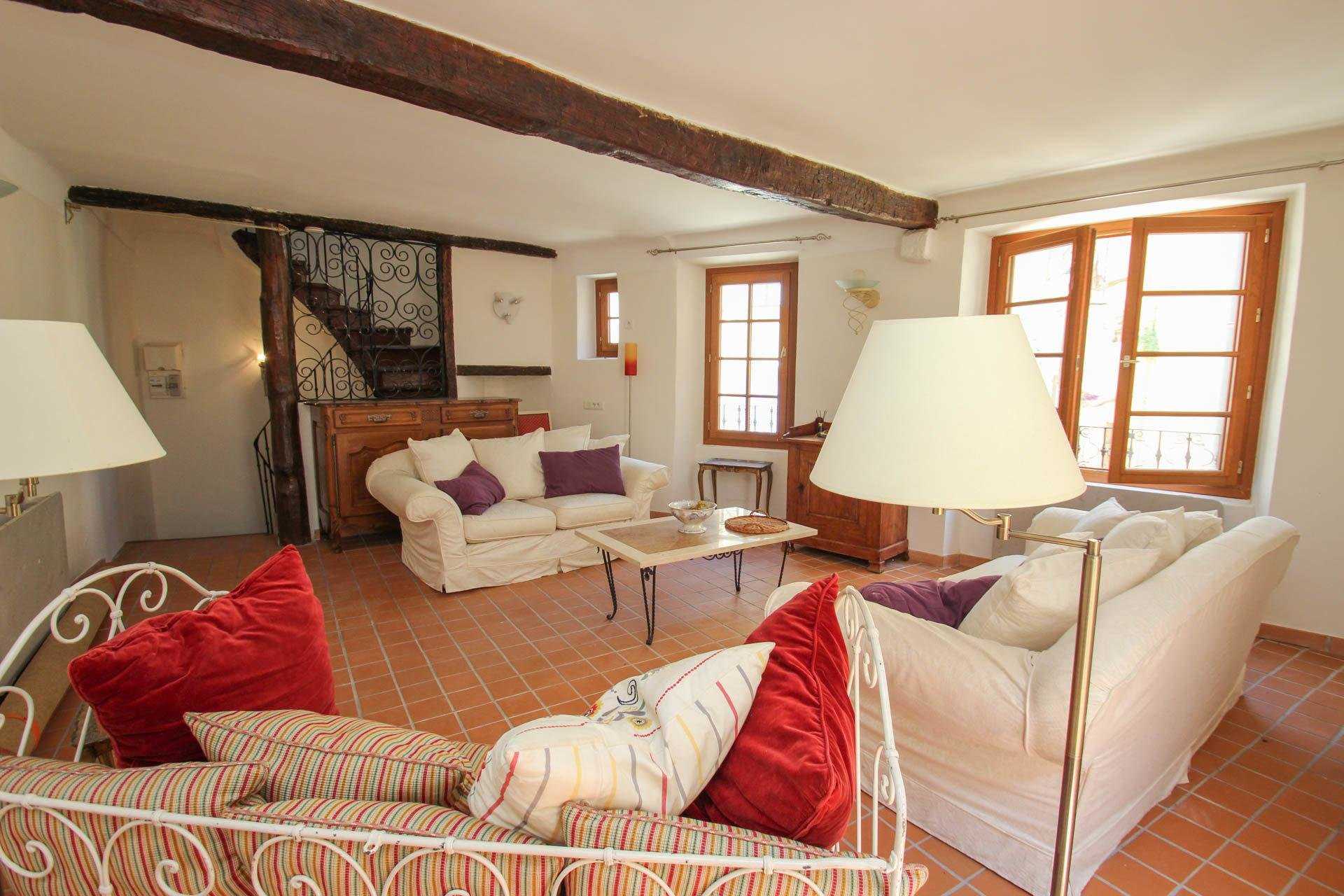 Rumah di Callian, Provence-Alpes-Cote d'Azur 10045804