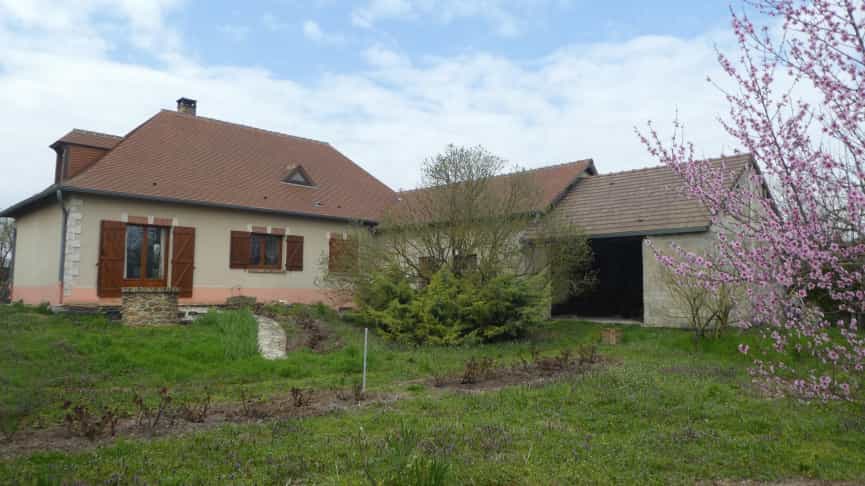 Будинок в Ольне-сюр-Марн, Grand Est 10046018