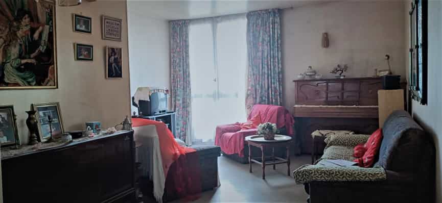 Квартира в Ле Рейнсі, Іль-де-Франс 10046093