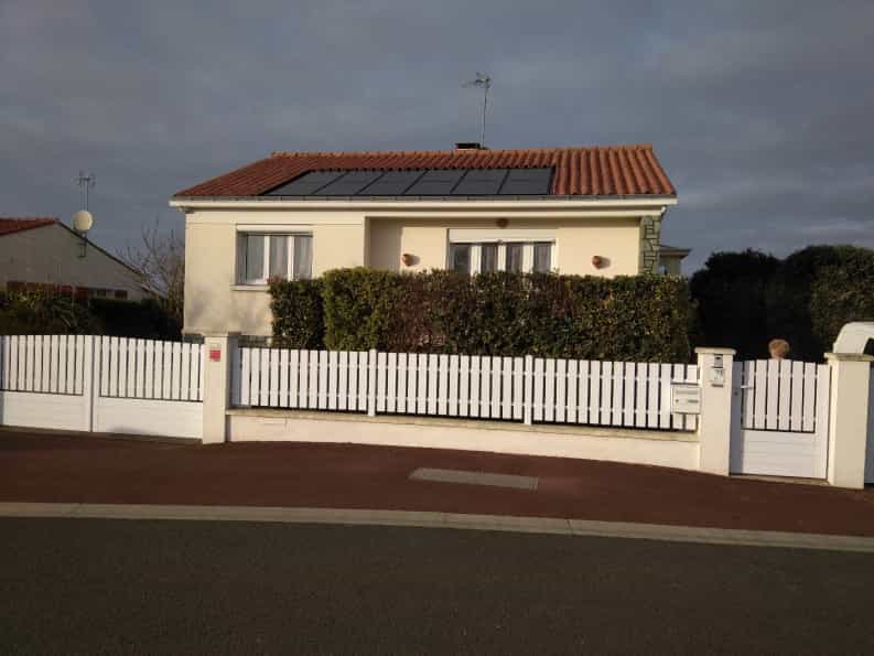 casa en Jardín-sur-Mer, Países del Loira 10046109
