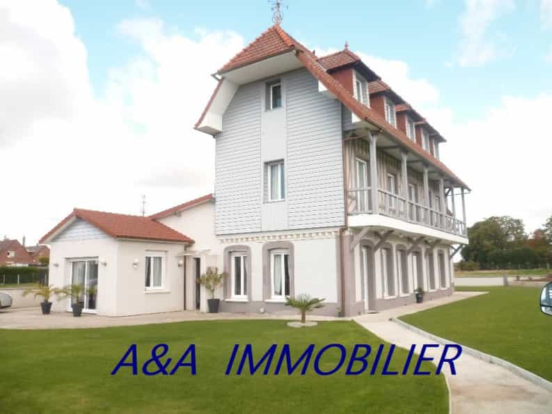 Condominium in Les Grandes-Ventes, Normandie 10046155