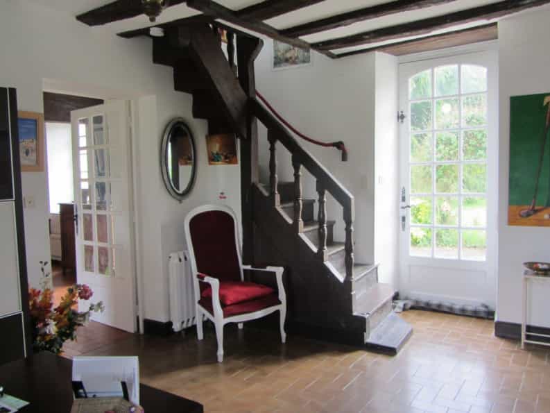 Huis in Saint-Denis-d'Anjou, Pays de la Loire 10046177