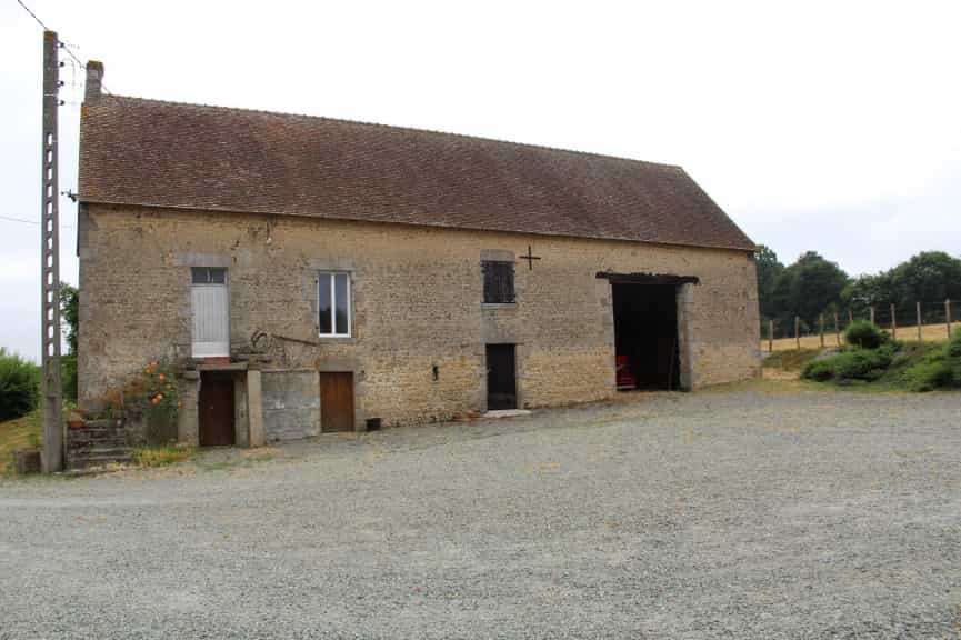 Muu sisään Beaumont-sur-Sarthe, Pays de la Loire 10046217