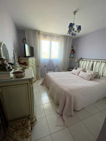 σπίτι σε Vias, Occitanie 10046241
