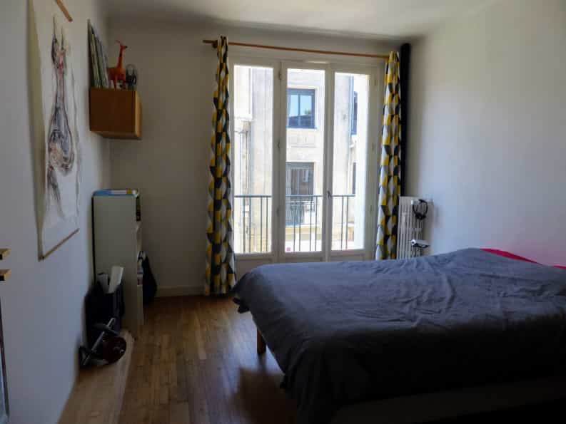 Condominium in Nantes, Pays de la Loire 10046254