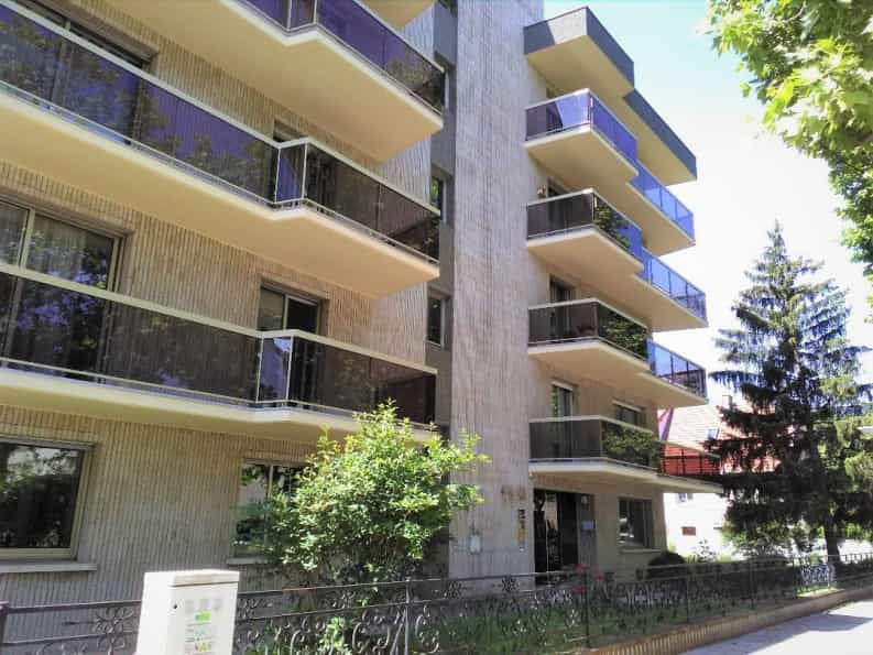 Condominio en Grenoble, Auvernia-Ródano-Alpes 10046336