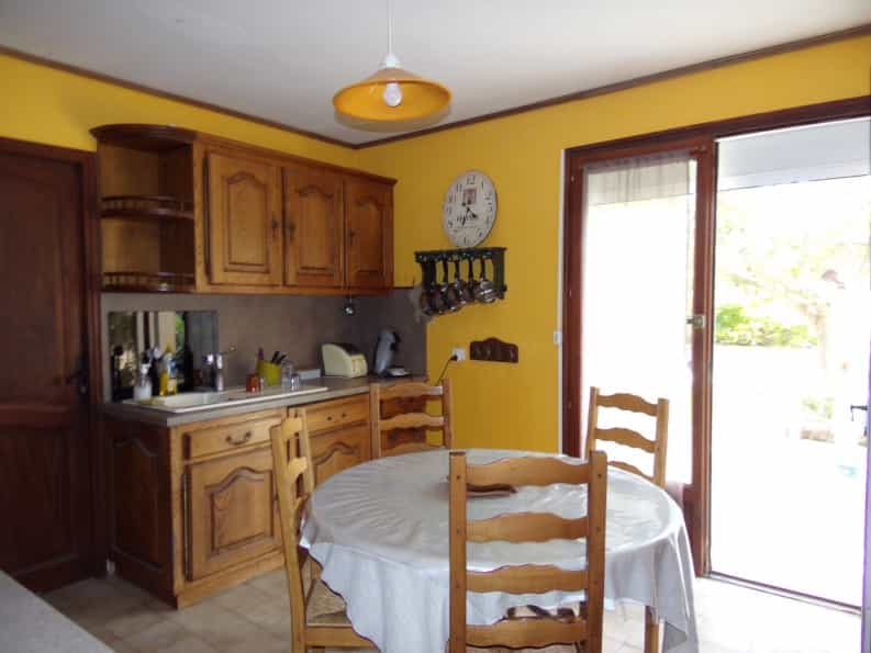 House in Paulhan, Occitanie 10046413