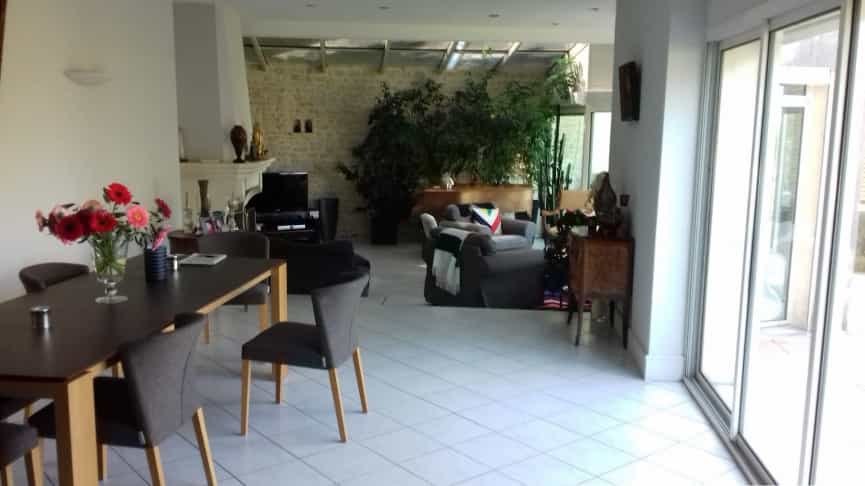 σπίτι σε Ανγκουλέμ, Nouvelle-Aquitaine 10046438