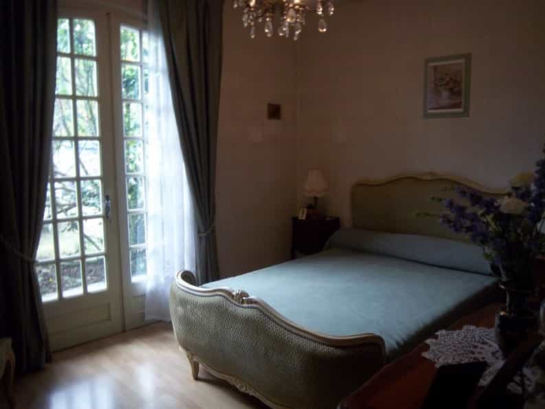 Rumah di Martignas-sur-Jalle, Nouvelle-Aquitaine 10046498