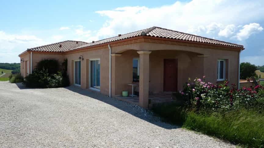 Hus i Beaumont-de-Lomagne, Occitanie 10046535