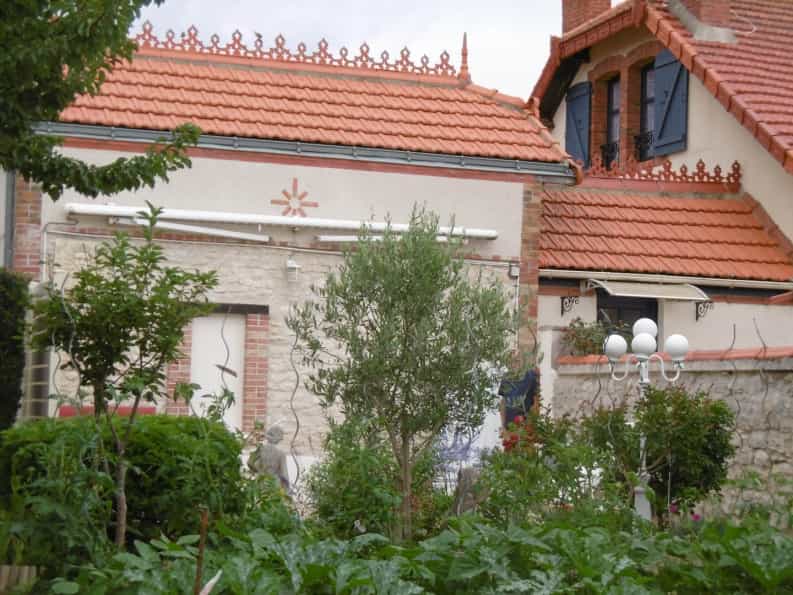 House in Longeville-sur-Mer, Pays de la Loire 10046539