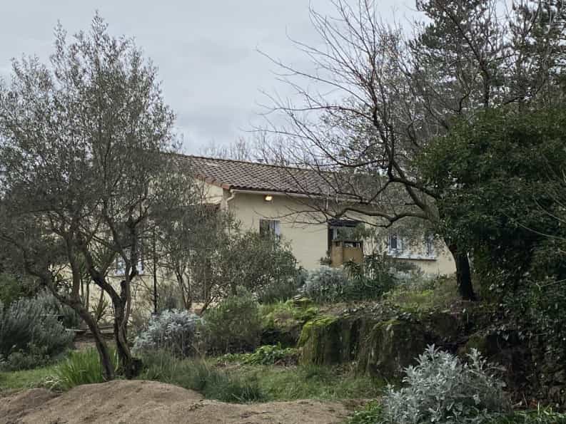 Casa nel Lodeve, Occitanie 10046646