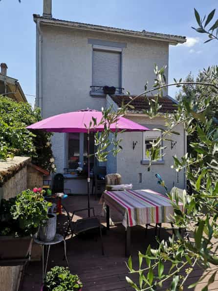 House in Mardeuil, Grand Est 10046895