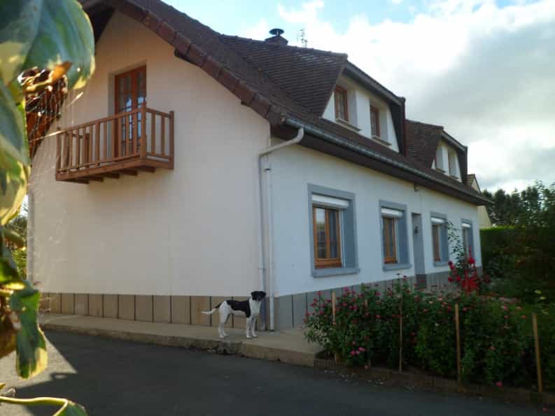 Huis in Saint Nicolas D'aliermont,  10047049