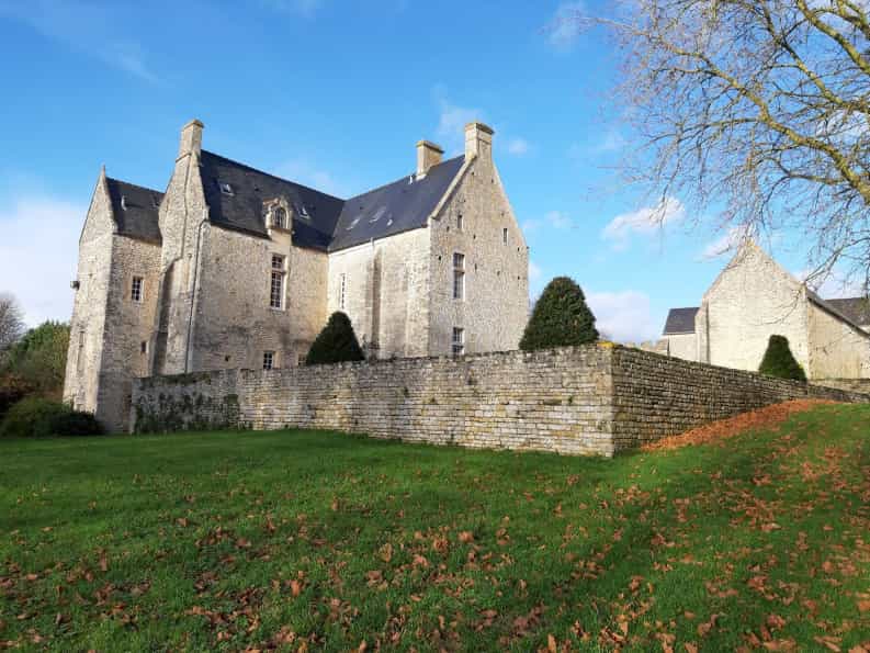 rumah dalam Bayeux,  10047128