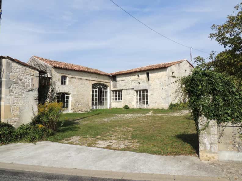 Rumah di Villejesus, Nouvelle-Aquitaine 10047199