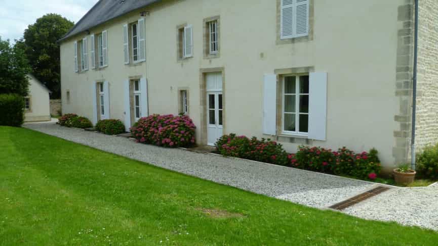 House in Bayeux, Normandie 10047213