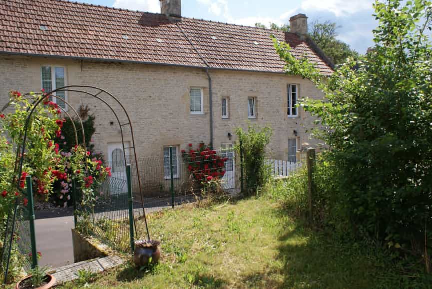 House in Thaon, Normandie 10047259