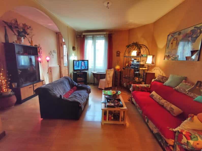 σπίτι σε Μπερζεράκ, Nouvelle-Aquitaine 10047466