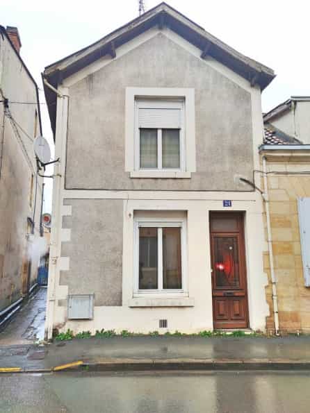 House in Bergerac, Nouvelle-Aquitaine 10047466