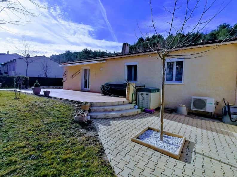 House in Riez, Provence-Alpes-Cote d'Azur 10047515