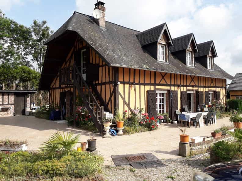 Rumah di Auffay, Normandia 10047842