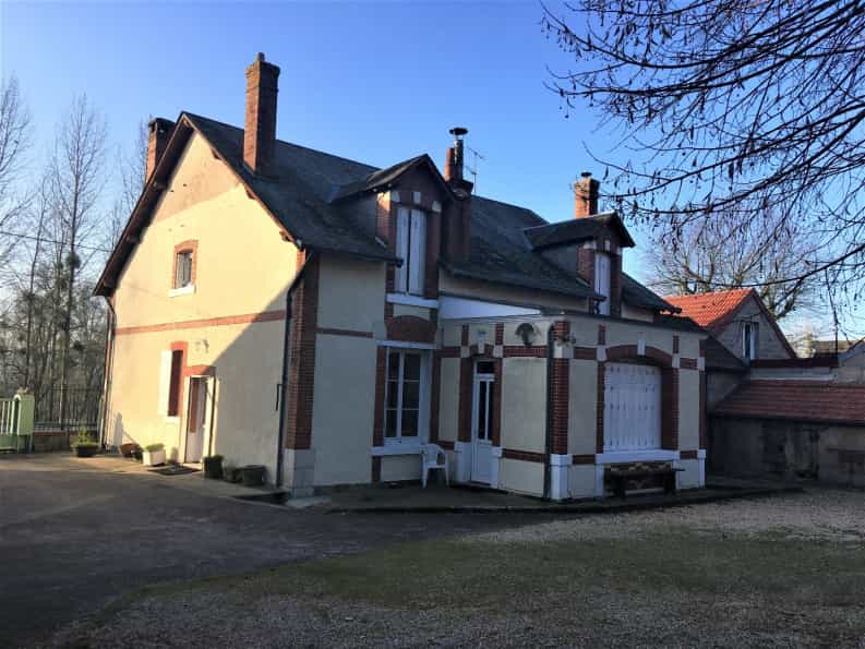 House in Mennetou-sur-Cher, Centre-Val de Loire 10047846