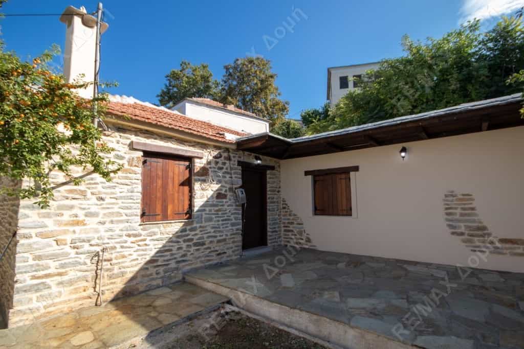 Talo sisään Agios Georgios Nileias,  10047951