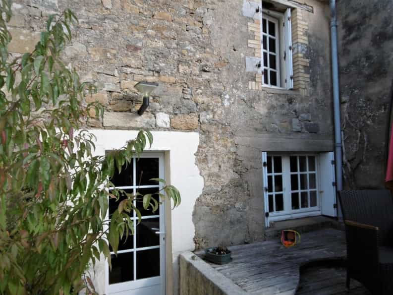 House in Talmont Saint Hilaire,  10047985
