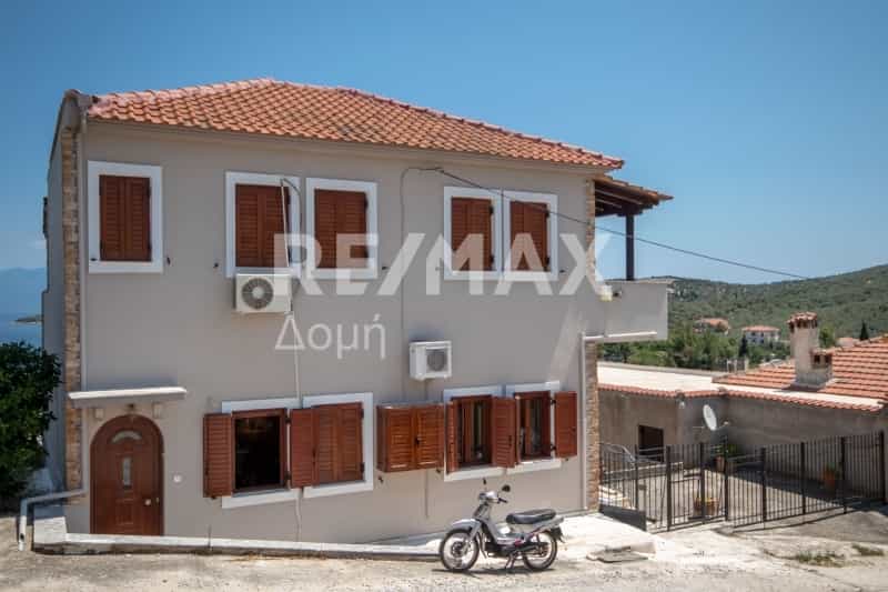 House in Amaliapoli,  10048236