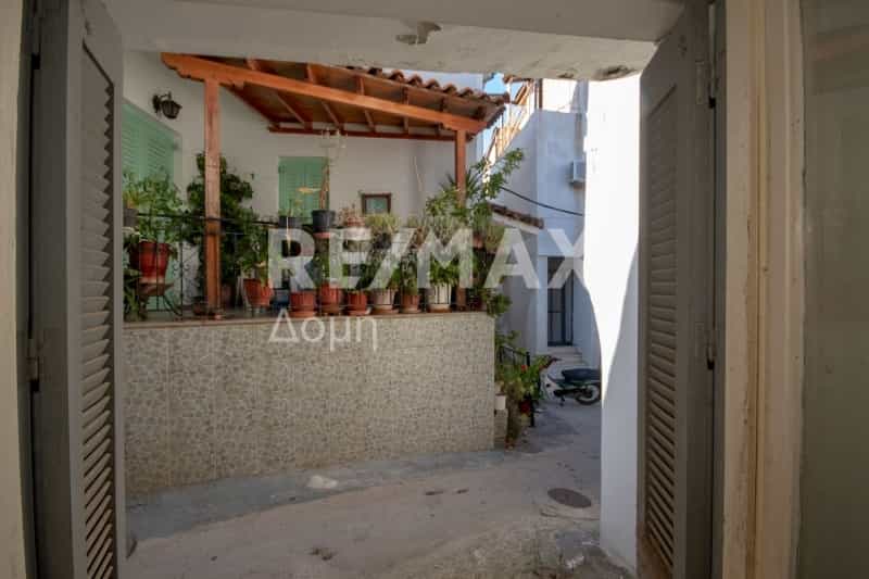 House in Chora,  10048237