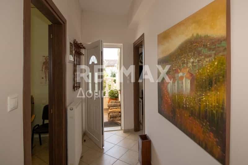 Condominium in Volos, Thessalia 10048239