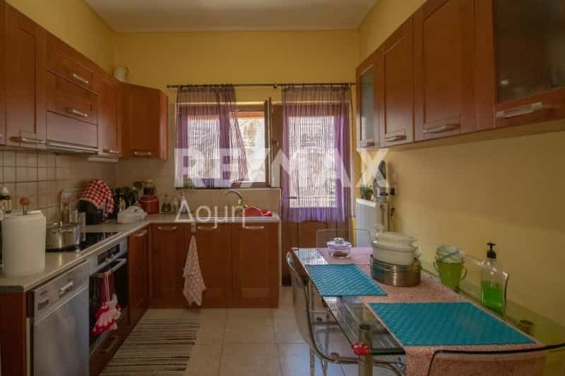 Condominium dans Agios Onoufrios,  10048362