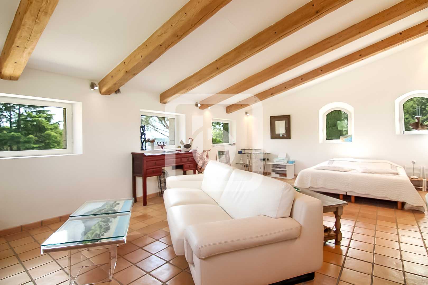 بيت في Fayence, Provence-Alpes-Cote D'azur 10048766