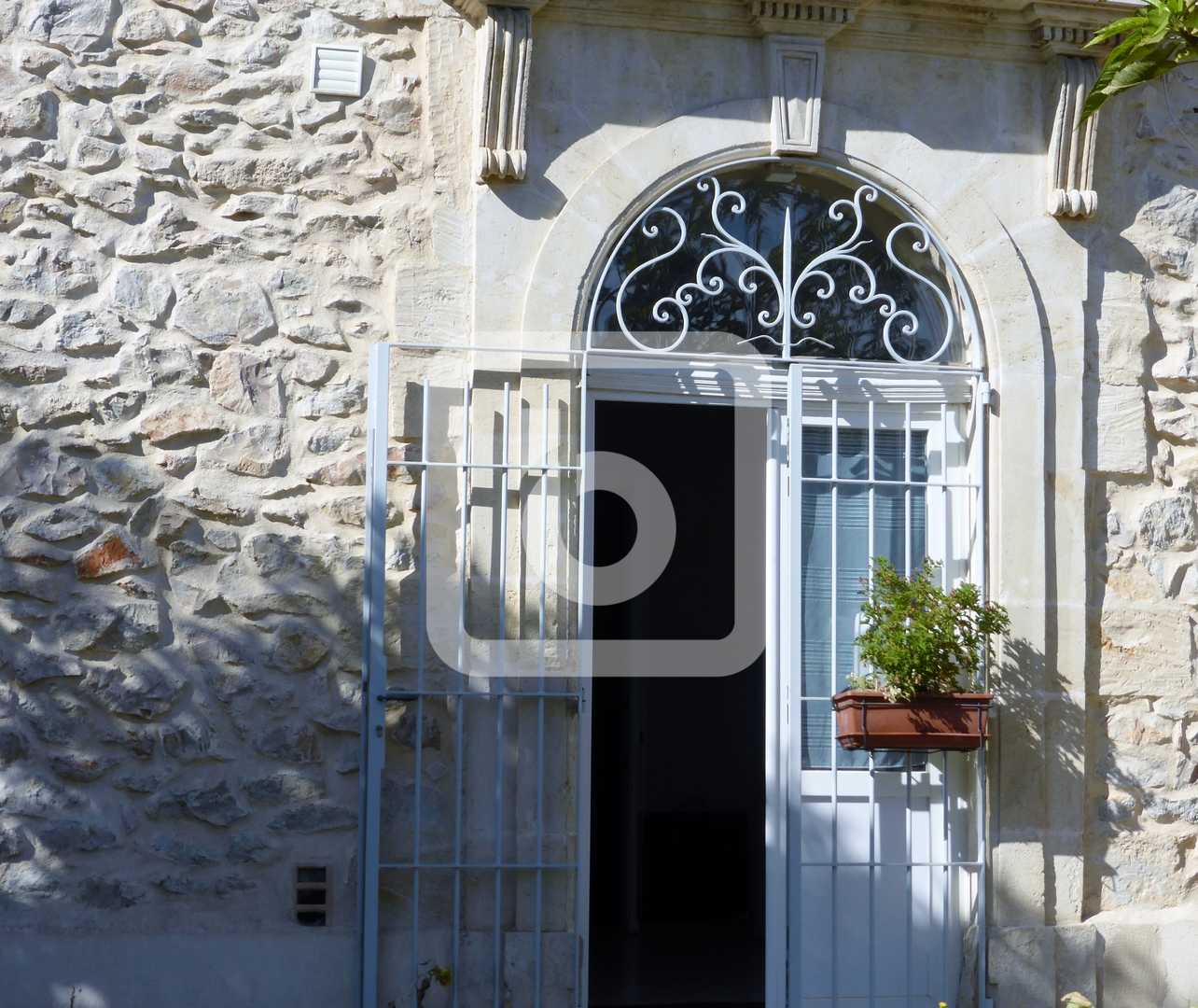 casa no Montpellier, Languedoc-Roussillon 10048791