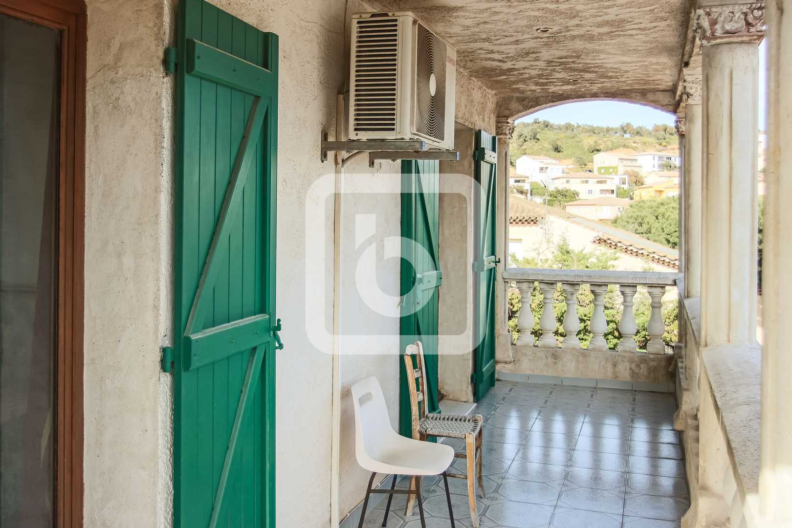 Rumah di Sainte-Maxime, Provence-Alpes-Cote d'Azur 10048806